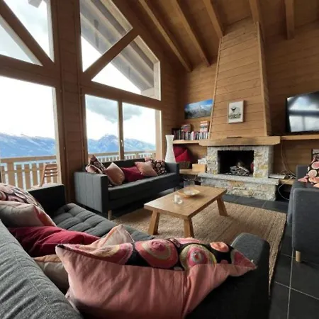 In 4 Valleys Near Lift شاليه