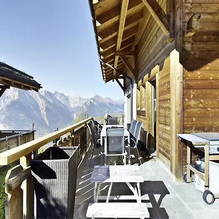 Beautiful With Views From Balcony Chalet *