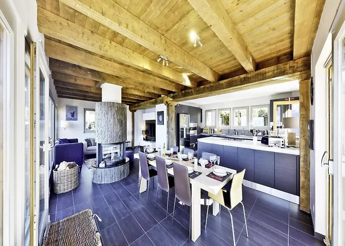 In 4 Valleys Near Lift 넨다즈